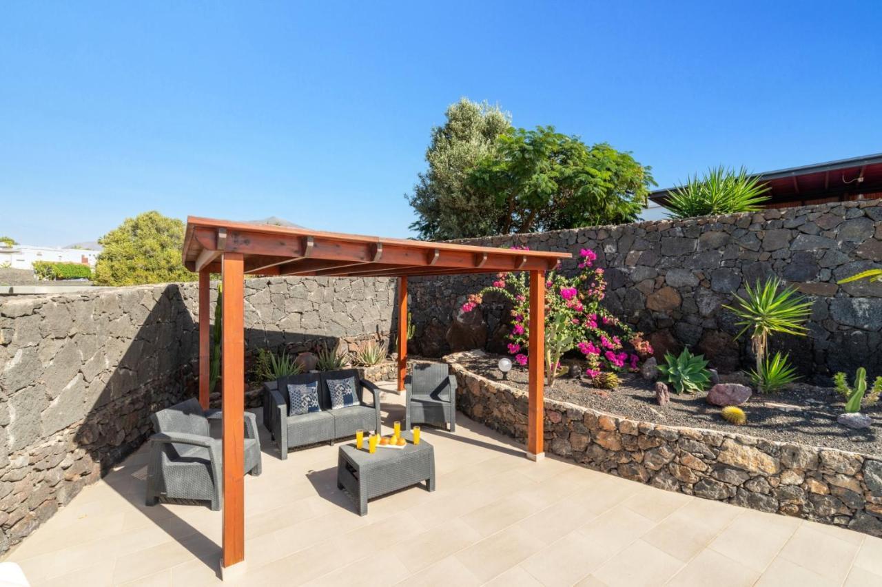 Villa Sarita Sol By Villa Plus Playa Blanca  Bagian luar foto